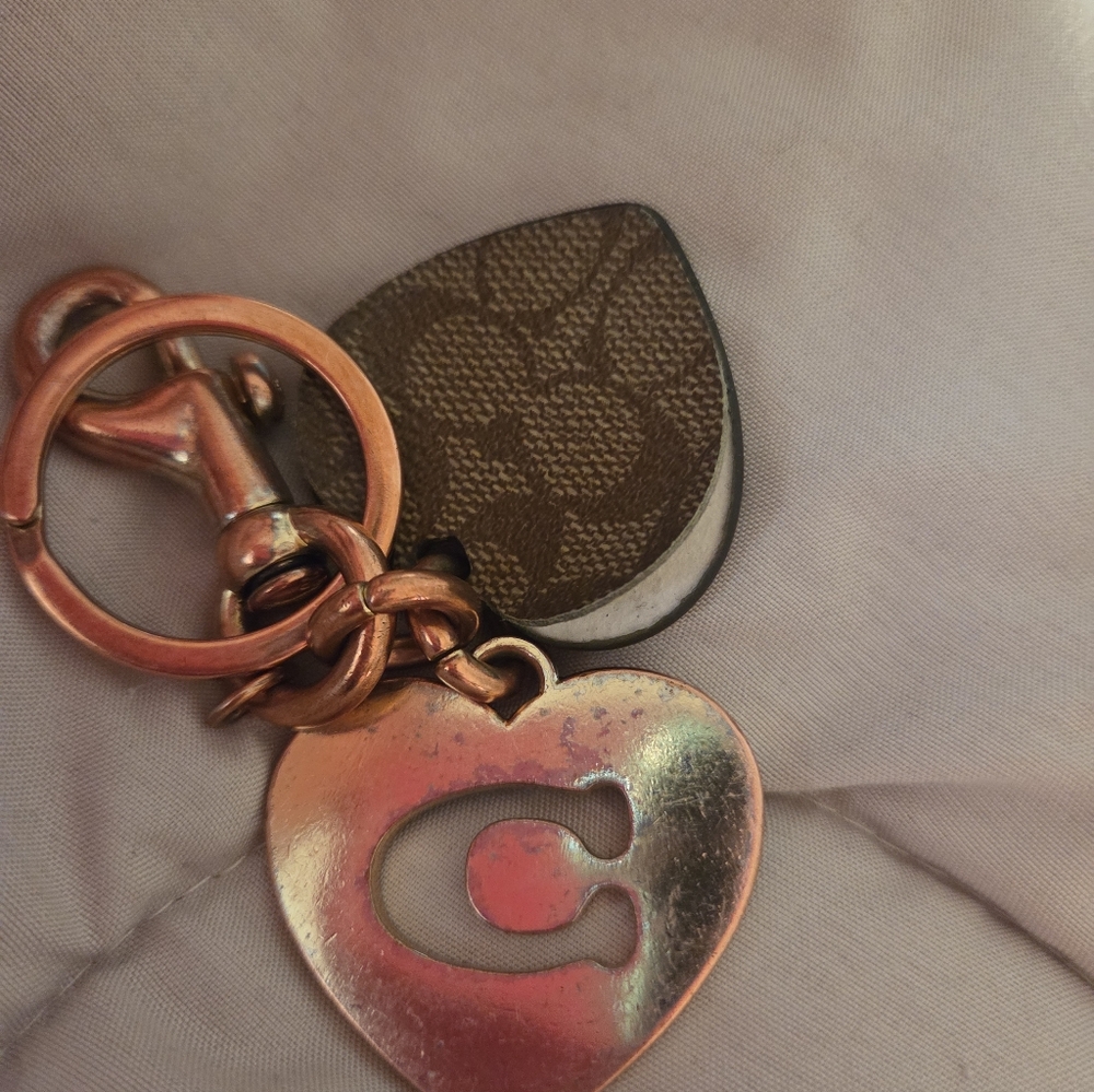 Coach Dual Heart Keychain in Brown and Gold - Picture 5 of 6